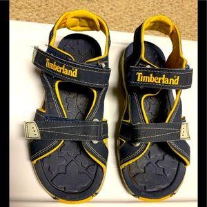 Boys size 2 Timberland sandals